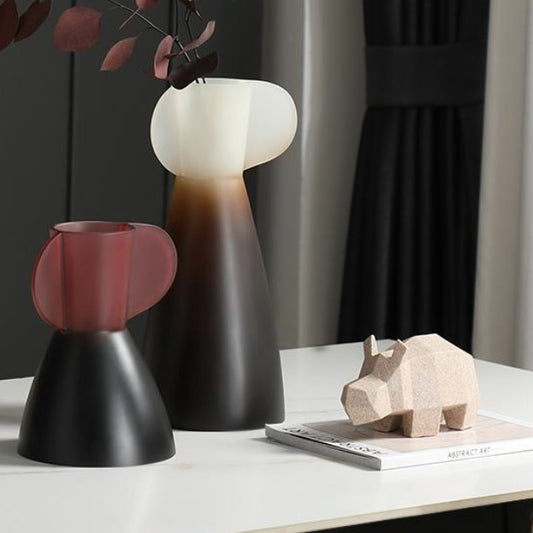 Colorblock Amphorae Resin Decor