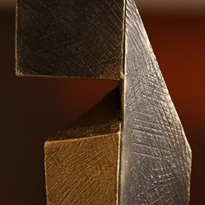 Reyav Sleek Decor Tower