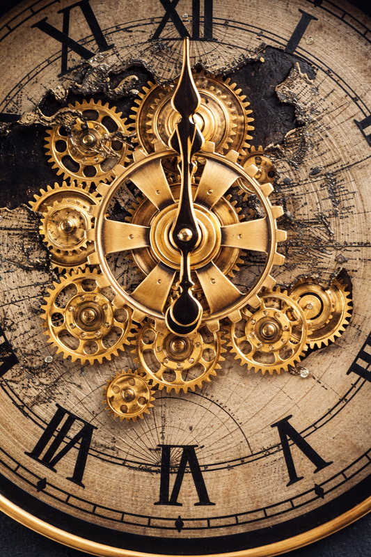 Royal Antique Mechanical Gear Wall Clock